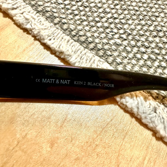 Anthropologie Matt and Nat Sunglasses - Picture 5 of 7